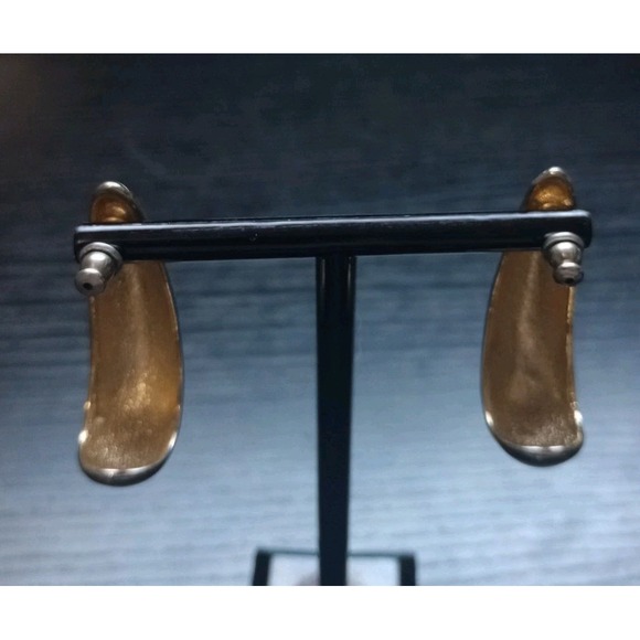 Vintage Gold Tone Modernist Crescent Post Earrings Sculptural Minimalist 1990s - Picture 3 of 4